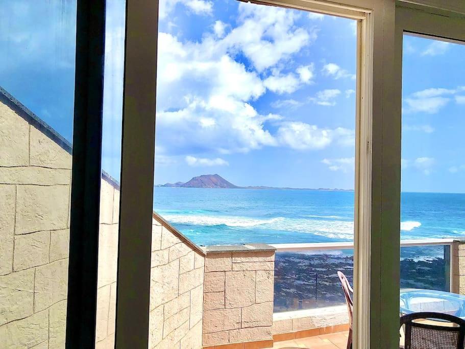 Precioso Atico Con Vistas Espectaculares. Apartment Corralejo Luaran gambar