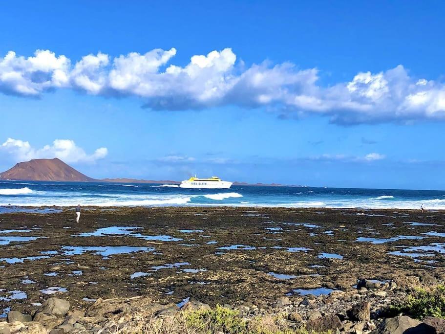 Precioso Atico Con Vistas Espectaculares. Apartment Corralejo Luaran gambar